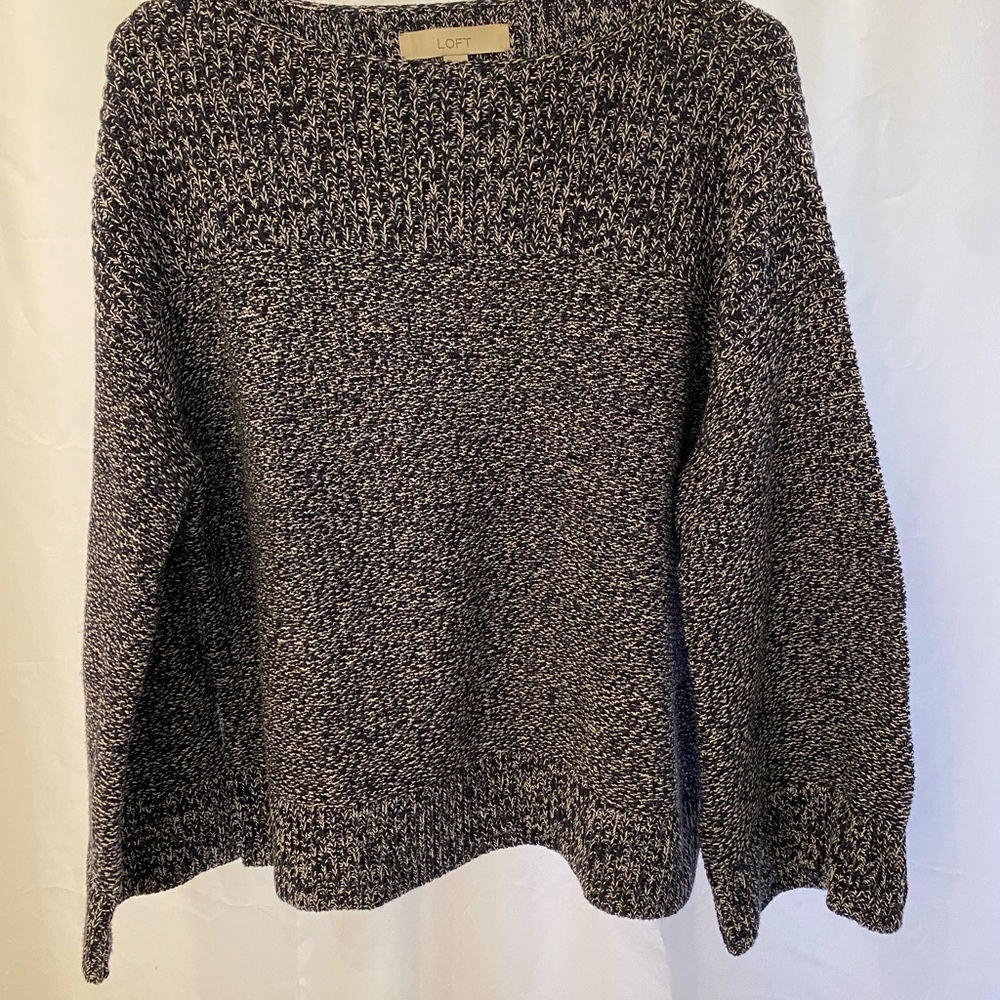 Loft sweater size M